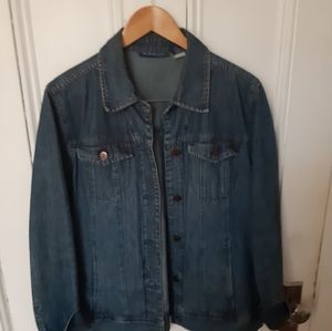 Bill Blass women's Jean jacket.